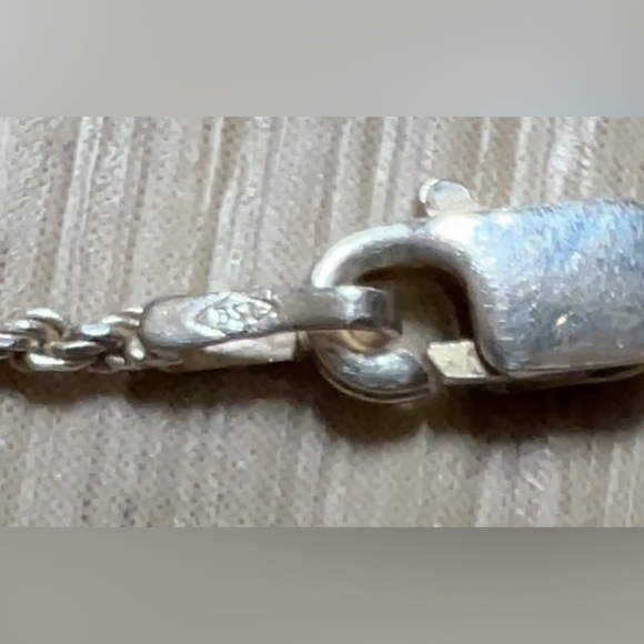 Sterling Silver 3 Ring Tri-Color “Mother, Daughter, Friend” Pendant & Necklace - Picture 8 of 10